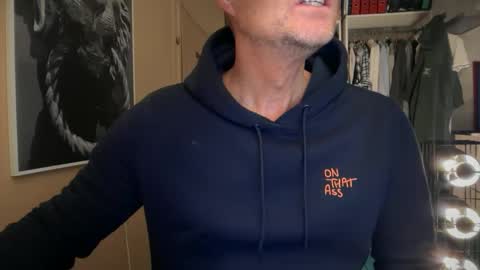 hanky online show from January 21, 2025, 7:26 am