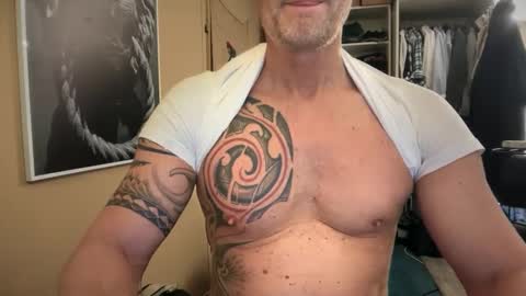 hanky online show from January 28, 2025, 1:38 pm