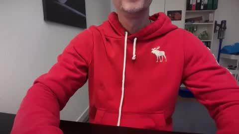 hanky online show from February 11, 2026, 7:57 am