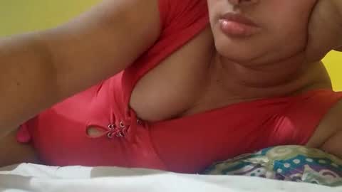 Snapshot of hann675654 chatting on October 19, 2025, 8:42 pm Hann675654 online show from October 19, 2025, 8:42 pm