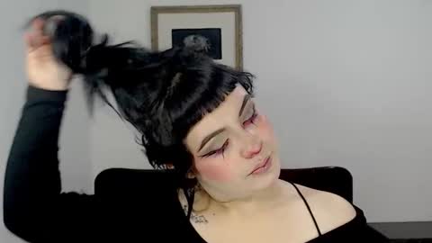 JUANA online show from September 17, 2025, 4:41 pm