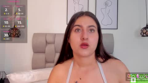 hanna__evans_ online show from April 4, 2026, 11:08 am