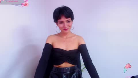 Sara online show from December 6, 2024, 10:08 pm