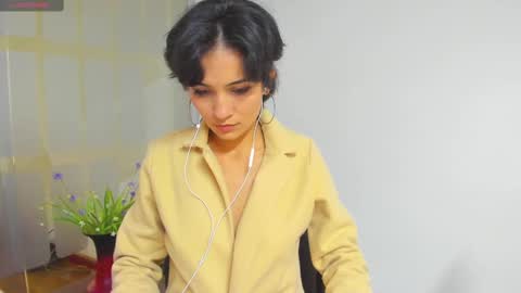 Sara online show from February 20, 2025, 9:09 pm