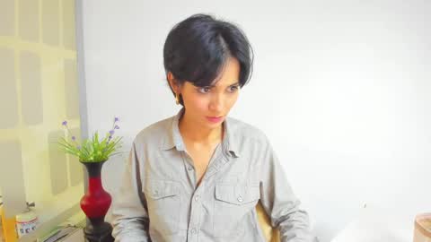 Sara online show from March 4, 2025, 5:24 pm