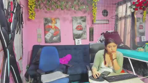 Hanna online show from May 25, 2026, 12:11 pm