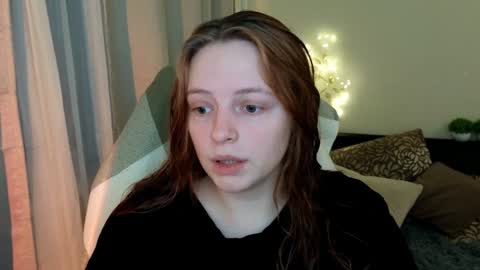 Snapshot of hanna_melon chatting on February 2, 2025, 2:45 pm Hanna next stream is Mo 8pm-6am by CET online show from February 2, 2025, 2:45 pm