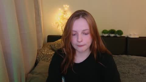 Snapshot of hanna_melon chatting on February 4, 2025, 10:13 pm Hanna next stream is Mo 8pm-6am by CET online show from February 4, 2025, 10:13 pm