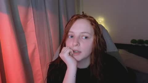 Snapshot of hanna_melon chatting on March 7, 2025, 11:49 pm Hanna next stream is Mo 8pm-6am by CET online show from March 7, 2025, 11:49 pm