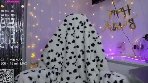 hanna montanas online show from February 1, 2025, 8:16 pm