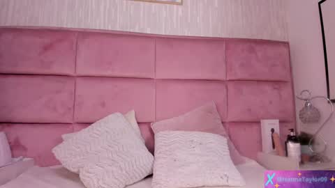  Hanna  online show from October 9, 2025, 3:26 am