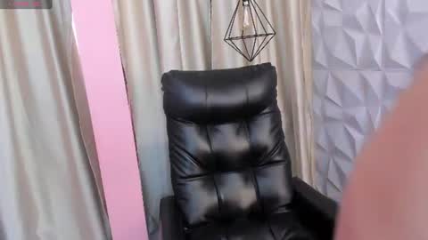 Snapshot of hannabackerr chatting on June 30, 2026, 11:44 am hannabackerr online show from June 30, 2026, 11:44 am