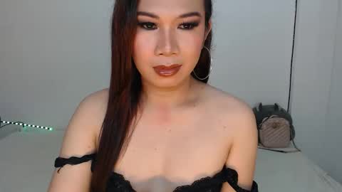 Hannah online show from September 10, 2025, 2:11 am