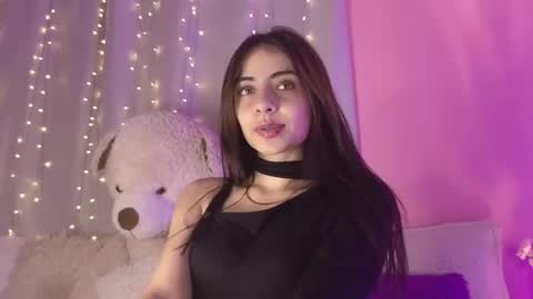 hannacruzsj online show from March 15, 2026, 12:55 pm