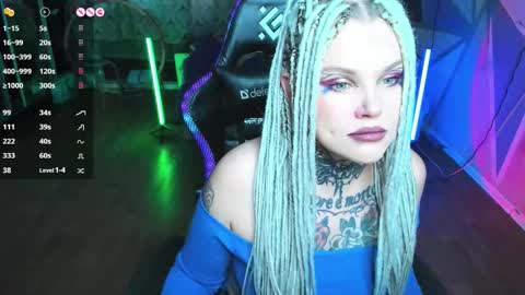 Hannah online show from October 7, 2025, 8:55 am