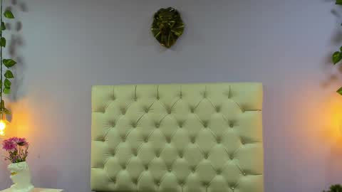 Hannah online show from March 3, 2025, 12:15 am