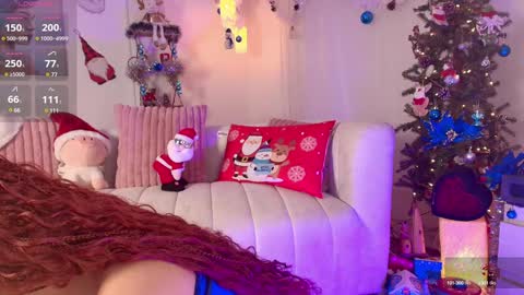 Snapshot of hannah_lovee chatting on December 12, 2024, 4:04 am hannah_lovee online show from December 12, 2024, 4:04 am