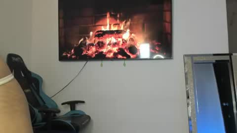 Snapshot of hannah_william chatting on July 23, 2026, 8:40 pm Hannah online show from July 23, 2026, 8:40 pm