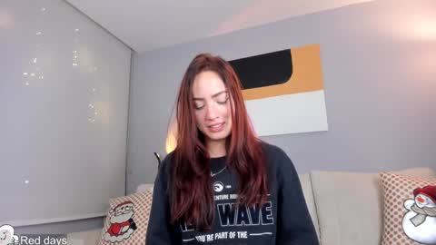 Snapshot of hannah_xoxo_ chatting on December 15, 2024, 9:35 am Hannah online show from December 15, 2024, 9:35 am