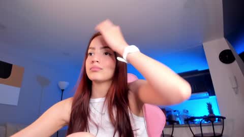 Snapshot of hannah_xoxo_ chatting on January 29, 2025, 2:30 am Hannah online show from January 29, 2025, 2:30 am