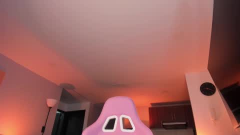 Snapshot of hannah_xoxo_ chatting on March 6, 2025, 2:19 am Hannah online show from March 6, 2025, 2:19 am