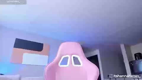 Snapshot of hannah_xoxo_ chatting on September 12, 2025, 9:15 pm Hannah online show from September 12, 2025, 9:15 pm