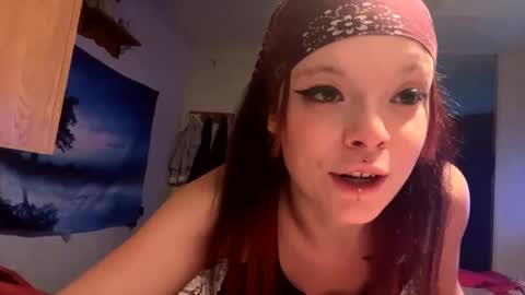 Snapshot of hannahmarie86 chatting on December 15, 2024, 3:45 am Hannah marie online show from December 15, 2024, 3:45 am