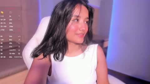 hannahmonttgomery  Help me reach 100 Hands up online show from February 5, 2026, 5:39 pm