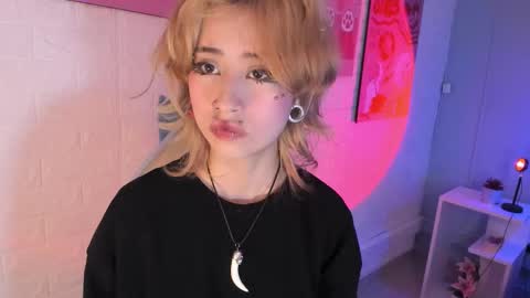 Hannah online show from October 17, 2025, 11:24 am