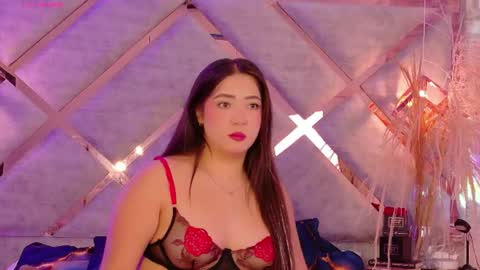 hannaprada1 online show from June 8, 2026, 12:16 pm