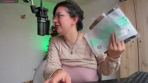   hannasofia x        Schedule 700 -1400GTM-5 online show from December 2, 2024, 3:03 pm