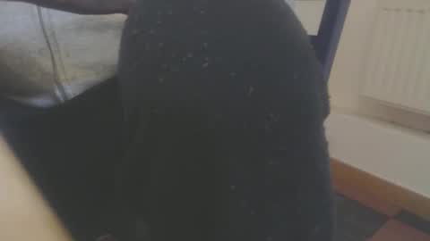 hannes_k online show from January 7, 2026, 5:43 am