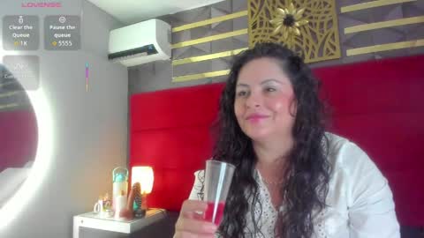 Hanny  online show from March 31, 2026, 1:51 am