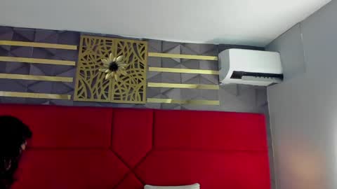 Snapshot of hanny_bliss chatting on May 7, 2026, 11:26 am Hanny online show from May 7, 2026, 11:26 am