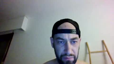 hansjegezoien online show from April 3, 2026, 7:56 pm