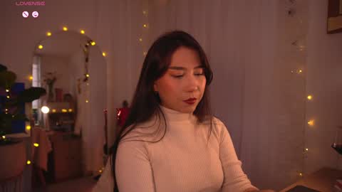 Mizi online show from December 24, 2024, 9:22 pm