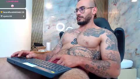 Snapshot of hanz_col chatting on December 30, 2024, 1:48 am hanz_col online show from December 30, 2024, 1:48 am