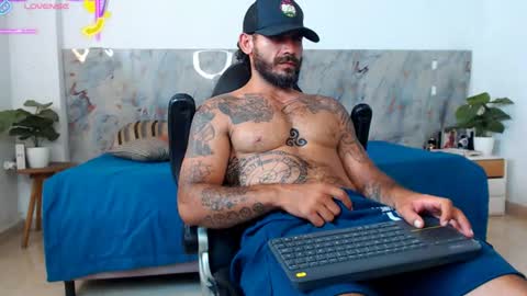 hanz_col online show from July 26, 2026, 11:22 pm