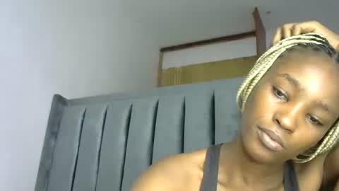 happy_alwayz online show from September 16, 2025, 4:46 am