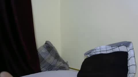 happy online show from March 10, 2025, 8:34 pm