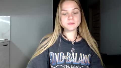 Snapshot of happy_fox_ chatting on May 28, 2026, 10:07 pm happy_fox_ online show from May 28, 2026, 10:07 pm