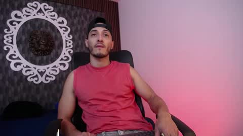 happy_hot7 online show from May 31, 2026, 11:39 am