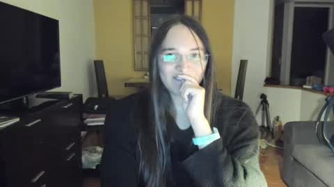 Snapshot of happy_pervert chatting on January 26, 2025, 12:26 am happy_pervert online show from January 26, 2025, 12:26 am