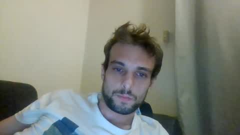 happyfunnyboy79 online show from July 3, 2026, 9:21 pm