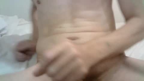 Snapshot of happyguy35555 chatting on March 15, 2026, 11:33 pm happyguy35555 online show from March 15, 2026, 11:33 pm