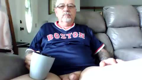 Snapshot of happynudist7373 chatting on June 5, 2026, 2:34 pm happynudist7373 online show from June 5, 2026, 2:34 pm