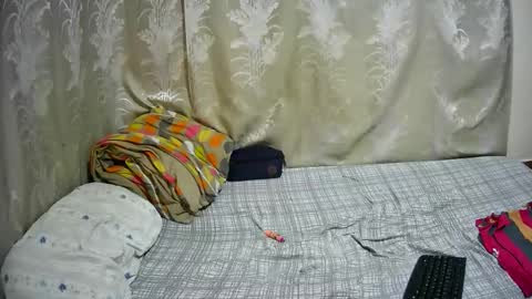 happysonia online show from January 17, 2026, 7:02 am