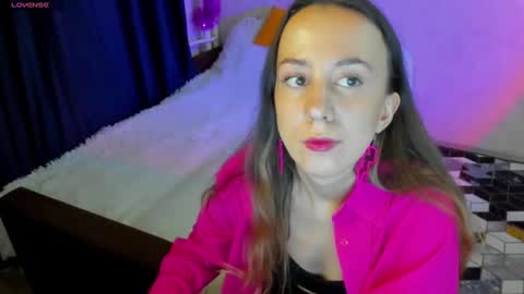 Snapshot of happystephanie chatting on December 22, 2024, 9:53 pm Stephanie online show from December 22, 2024, 9:53 pm