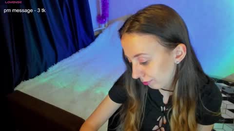 Snapshot of happystephanie chatting on February 3, 2025, 1:09 am Stephanie online show from February 3, 2025, 1:09 am