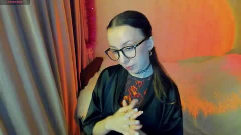 Snapshot of happystephanie chatting on November 7, 2025, 5:57 pm Stephanie online show from November 7, 2025, 5:57 pm